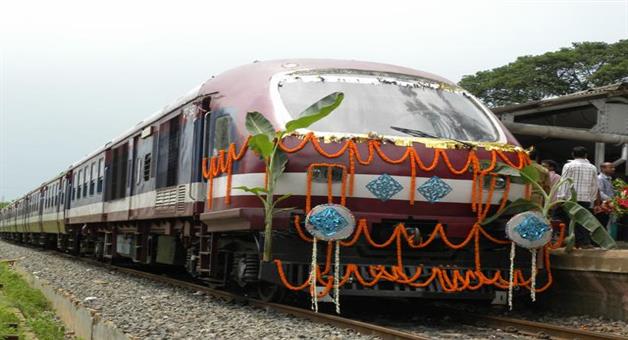 Khabar Odisha:Rail-services-between-Baripada-and-Puri-have-started