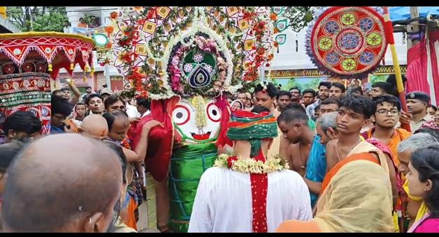 Khabar Odisha:Rathayatra-celebrates-in-baripada