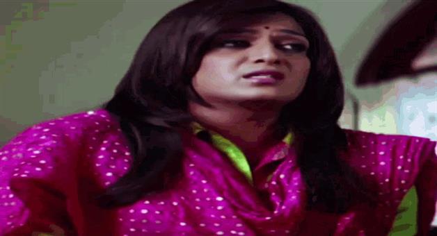 Khabar Odisha:Riteish-Deshmukh-appeared-in-the-actress-character-shared-the-photo-on-Instagram