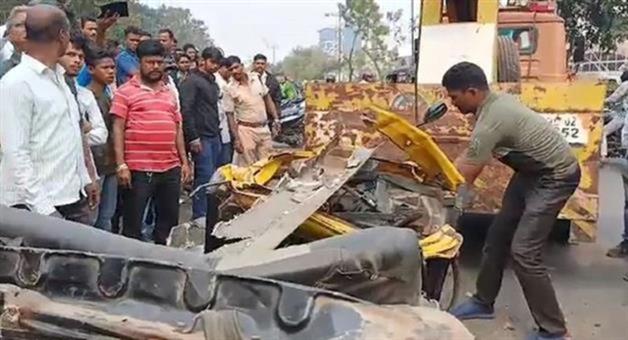 Khabar Odisha:Rupali-Chack-accident-Aam-Bus-driver-arrested-bhubaneswar