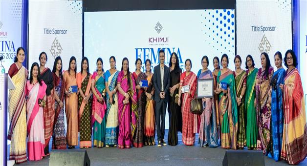 Khabar Odisha:SOA-WOMEN-WORKFORCE-HONOURED-WITH-FEMINA-WOMEN-ACHIEVERS-AWARD