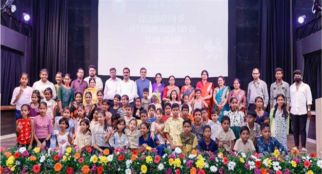 Khabar Odisha:STUDENTS-INVOLVED-IN-HUMANITARIAN-ACTIVITIES-HAVE-A-BRIGHT-FUTURE-SOA-VP