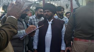 Khabar Odisha:Sarpanch-shot-dead-in-Tarntaran-wedding-DSP-and-SHO-suspende