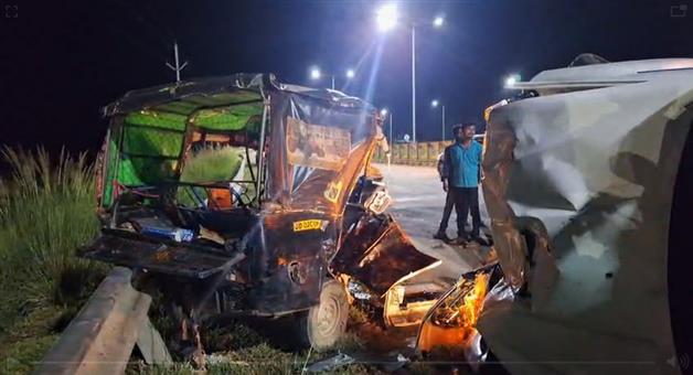 Khabar Odisha:Scorpio-hits-auto