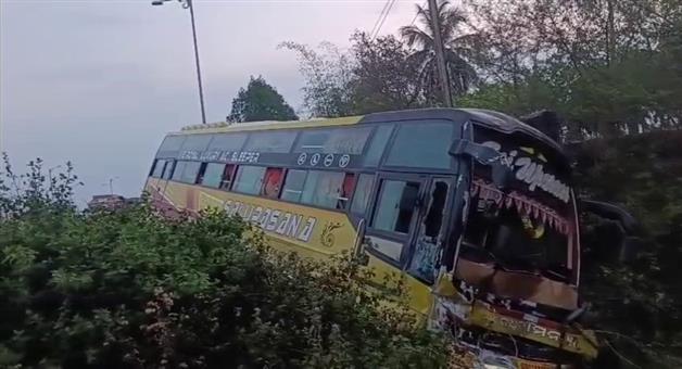 Khabar Odisha:Series-Accident-on-NH-16-in-Bhadrak-1-Dead