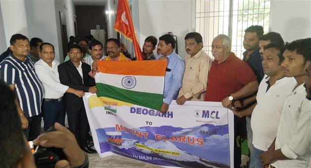 Khabar Odisha:Shashibhushan-Majhi-will-climb-the-highest-mountain-in-Russia-with-the-help-of-Dharmendra-Pradhan