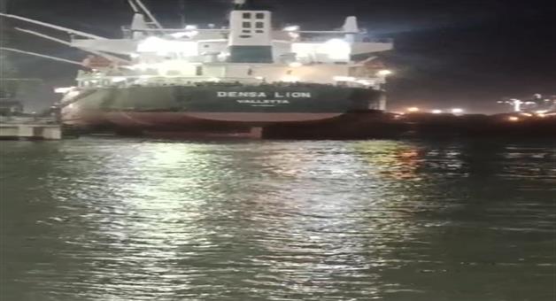 Khabar Odisha:Ship-arrested-at-Paradip-port