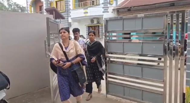 Khabar Odisha:Special-intensive-revision-of-voter-list-begins-door-to-door