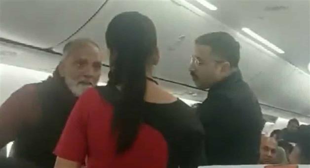Khabar Odisha:SpiceJet-passenger-who-misbehaved-with-crew-on-Delhi-Hyderabad-flight-arrested