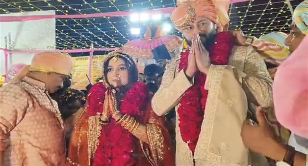 Khabar Odisha:Superstar-Anubhav-Mohanty-gets-married