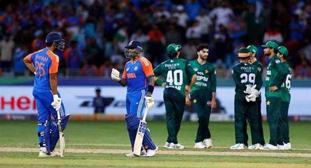 Khabar Odisha:Team-India-takes-revenge-after-Sena-crushes-Pakistan-by-7-wickets