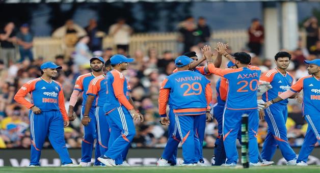 Khabar Odisha:Team-India-tops-ICC-ODI-and-T20-rankings-falls-in-Tests