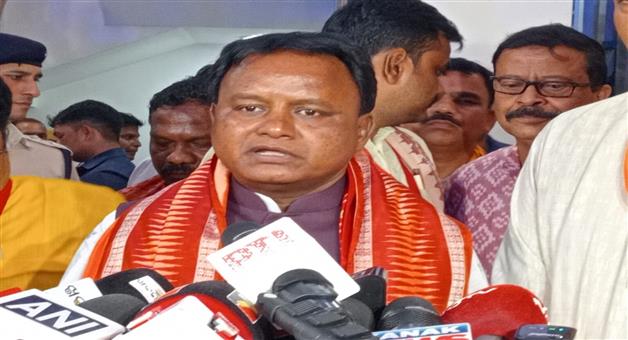 Khabar Odisha:The-Chief-Minister-sought-the-cooperation-of-Puri-Chhattisa-Niyog-to-complete-the-Rath-Yatra-peacefully-and-smoothly
