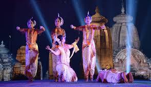 Khabar Odisha:The-Rajeshwar-Dance-Festival-was-held-in-the-courtyard-of-the-Rajeshwar-Temple