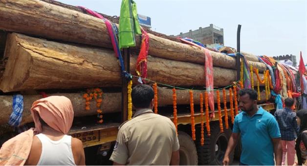 Khabar Odisha:The-chariot-went-from-Ganjams-Ghumus-forest-to-Puri