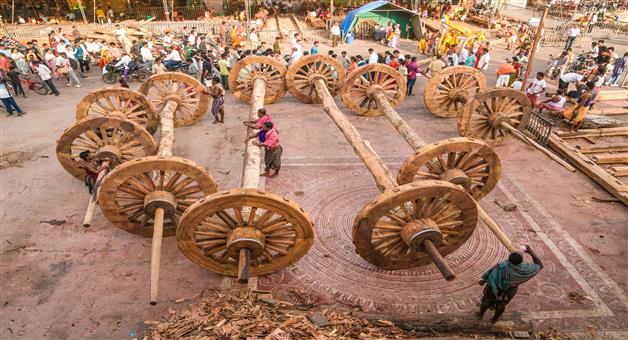 Khabar Odisha:The-chariot-work-is-in-progress