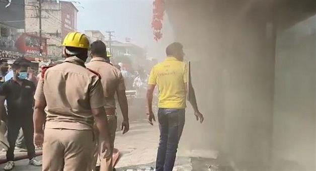 Khabar Odisha:The-dress-shop-burnt-down