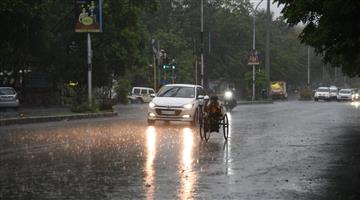 Khabar Odisha:The-low-pressure-is-active-bringing-heavy-rains-in-the-capital-Bhubaneswar