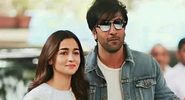 Khabar Odisha:The-wedding-of-Alia-Bhatt-and-Ranbir-Kapoor-will-be-attended-by-24-guests-find-out-where-the-henna-and-music-work-will-take-place