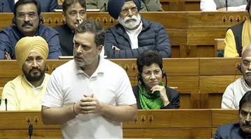 Khabar Odisha:This-is-not-a-trade-deal-it-is-surrender-Rahul-lashes-out-at-the-government-in-Lok-Sabha