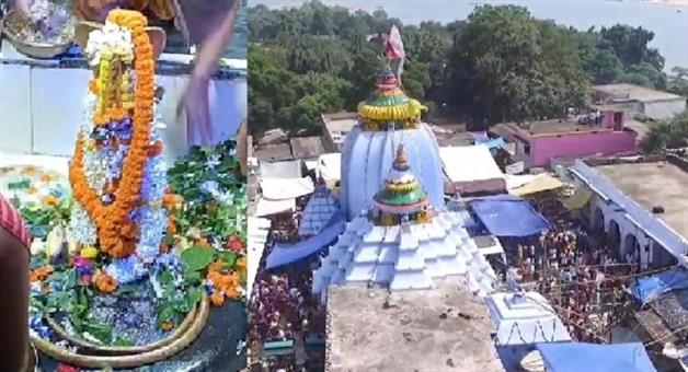 Khabar Odisha:Today-is-the-first-Monday-of-the-month-of-Kartik-Crowd-of-devotees-at-the-Shaiva-Peetha