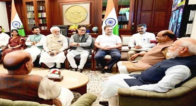 Khabar Odisha:Together-we-will-tell-the-world-the-truth-about-Pakistan-the-government-will-send-many-party-MPs-abroad