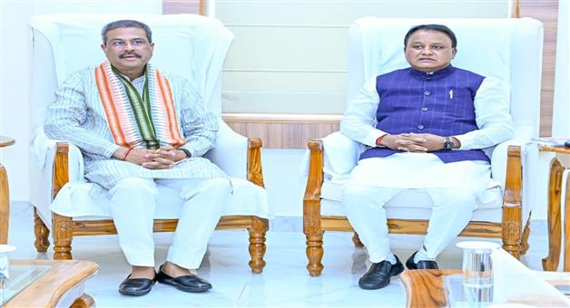 Khabar Odisha:Union-Minister-discusses-farmers-problems-Discussed-with-Chief-Minister