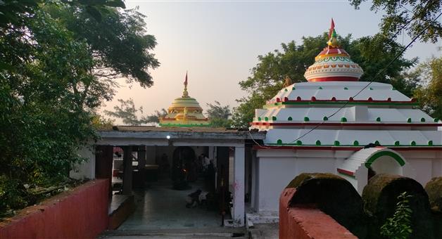 Khabar Odisha:Unique-Traditions-at-Ramachandi-peeth