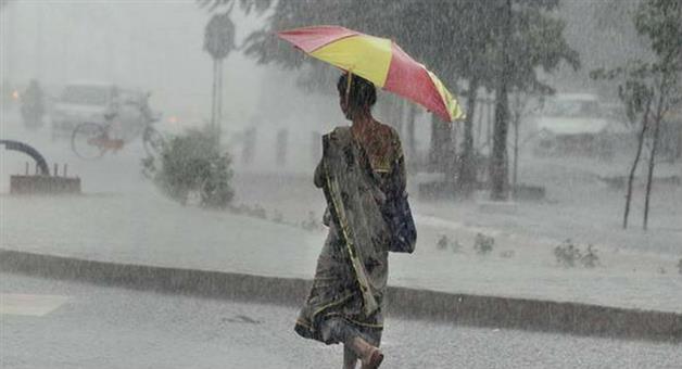 Khabar Odisha:Weak-Migzom-Odisha-continues-to-experience-rain