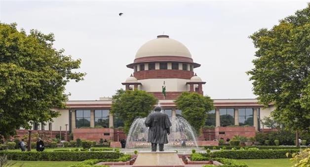 Khabar Odisha:Why-did-you-leave-the-hotel-when-he-called-you-Supreme-Court-asks-woman-who-filed-rape-complaint