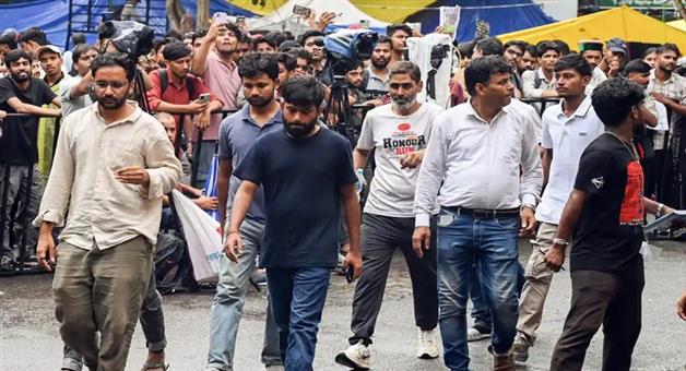 Khabar Odisha:Will-Govt-Bow-To-CJP-Protest-Union-Minister-To-Meet-Representatives-After-Sonam-Wangchuk-Talks