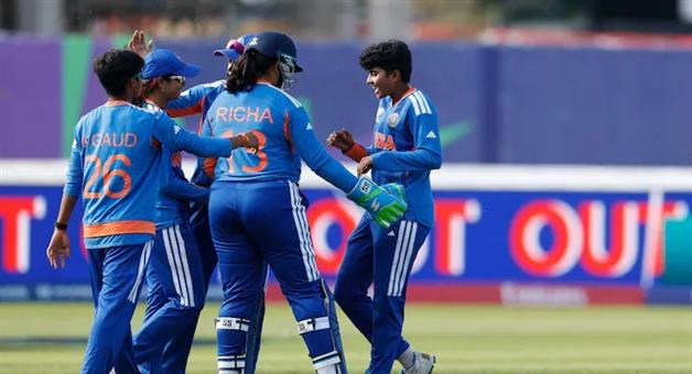 Khabar Odisha:Womens-T20-World-Cup-2026-India-Crush-Pakistan-by-64-Runs-as-Deepti-Sharma-Takes-5-Wickets