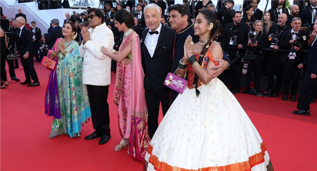 Khabar Odisha:actor-ashok-saraf-cannes-film-festival-2026-debut-red-carpet-wife-nivedita