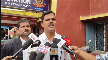 Khabar Odisha:advocate-nishikant-mishra-files-fir-on-book-error