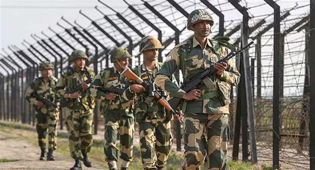 Khabar Odisha:again-pakistan-violates-ceasefire-at-leepa-valley