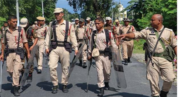 Khabar Odisha:attack-on-assam-police-team-while-arresting-a-terror-supporter