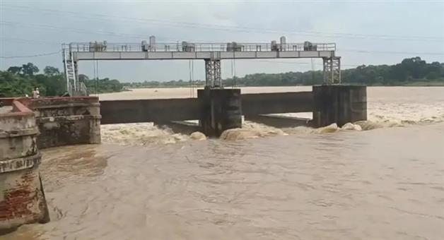 Khabar Odisha:baitarani-river-danger-mark-bhadrak-jalaka-flood-balasore
