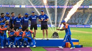 Khabar Odisha:bcci-writes-to-acc-to-hand-over-trophy-to-indian-team