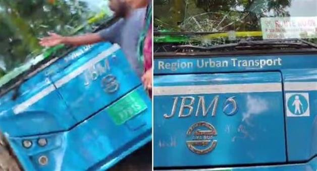 Khabar Odisha:bike-rider-critically-injured-as-ama-bus-hits-from-behind-in-bhubaneswar