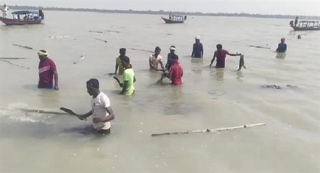 Khabar Odisha:brahmagiri-illegal-shrimp-farms-covering-1060-acres-demolished