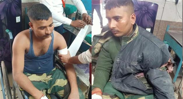 Khabar Odisha:bsf-party-attacked-by-bangladeshi-miscreants