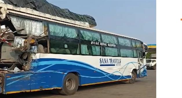 Khabar Odisha:bus-accident-in-balasore-4-passengers-injured