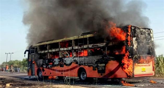 Khabar Odisha:bus-caught-fire-20-passengers-died-in-jaisalmer