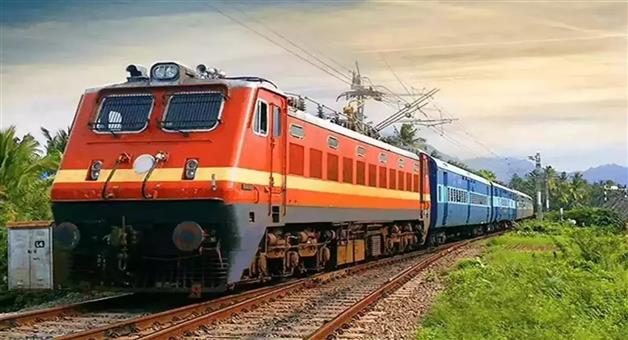 Khabar Odisha:cabinet-approves-78-day-bonus-worth-rs-2009-crore-for-11-4-lakh-railway-employees