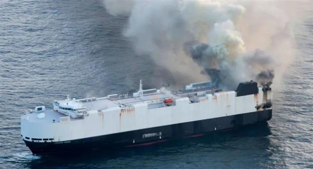 Khabar Odisha:cargo-ship-carrying-3000-vehicles-drowns-in-pacific-ocean