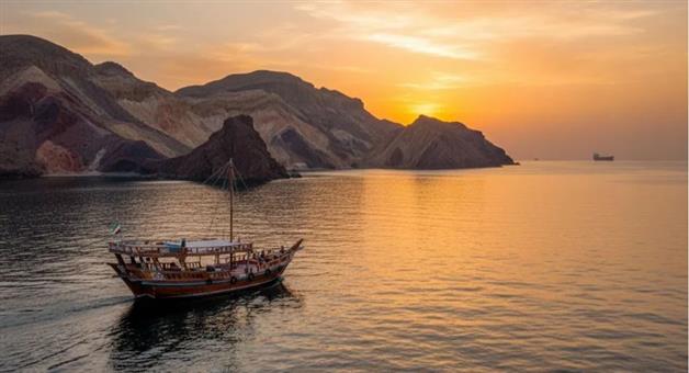 Khabar Odisha:cargo-ship-sinks-strait-of-hormuz-indian-killed