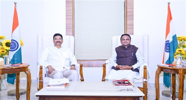 Khabar Odisha:casual-meeting-of-cm-and-governor-of-odisha