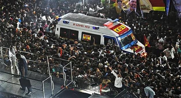 Khabar Odisha:cbi-to-investigate-in-karur-stampede-case
