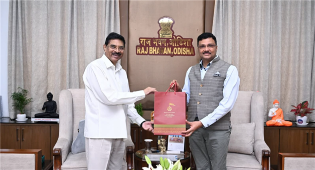Khabar Odisha:chief-administrator-of-shreemandir-invites-governor-for-rath-yatra