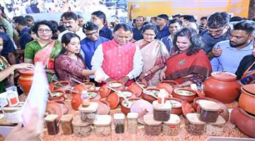 Khabar Odisha:cm-joins-state-level-pakhala-diwas-celebration